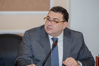 Губернатор выступит с отчетом перед депутатами в июне